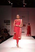 Model walks for Chandrani, Mrinalini, Dhruv-Pallavi Show at Wills Fashion Week 2013 Day 5 on 17th March  (118).JPG
